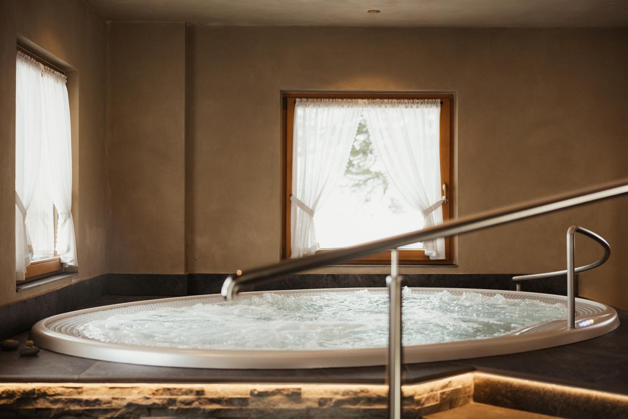 Hotel Monte Cherz أرابّا المظهر الخارجي الصورة